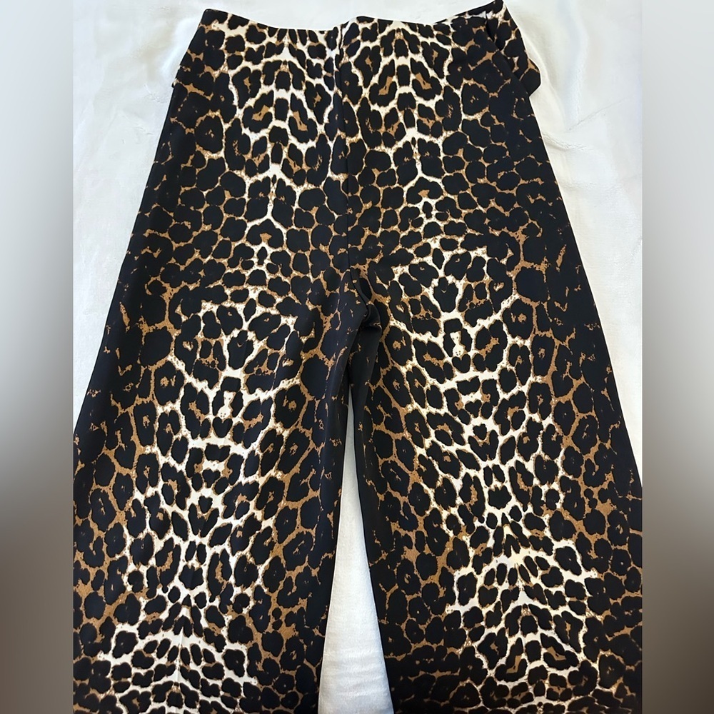 Joseph Ribkoff Leopard Print Wide-leg pant - Picture 4 of 6